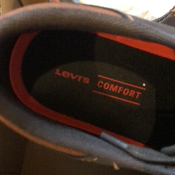 NWT Levi’s Mens sneaker size 8.5 - Picture 4 of 7